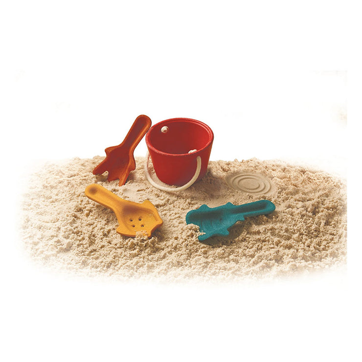 PLAN TOYS - Jouets de plage eco-reponsables colorés