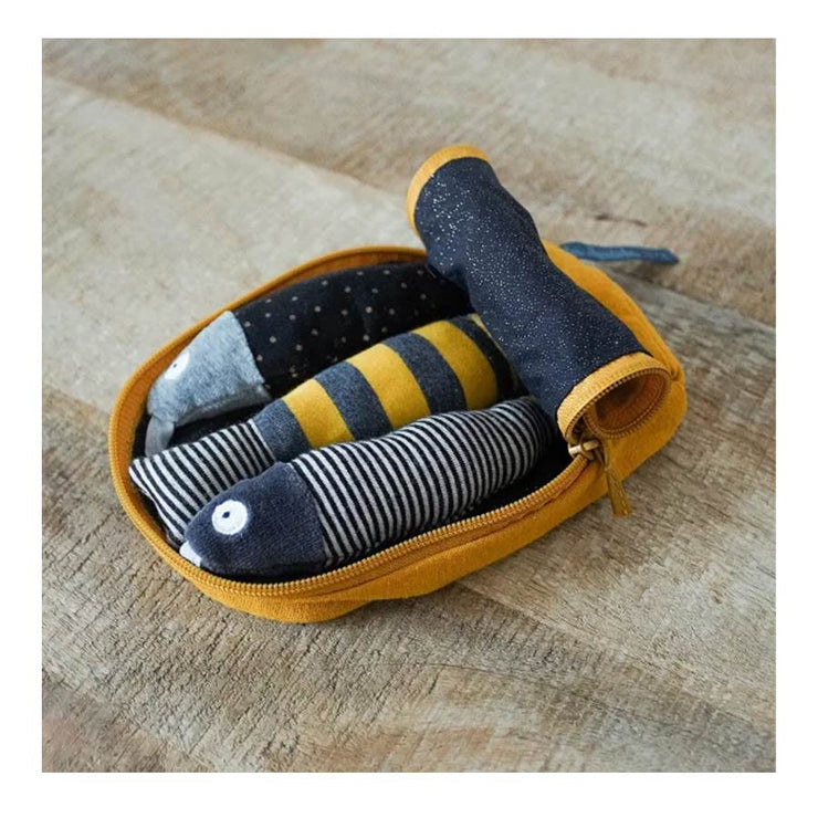 Boite sardine d'activités Les Moustaches -Moulin Roty