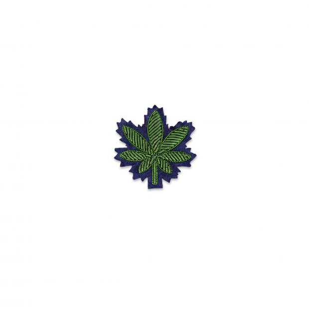 Broche brodée - Feuille de Cannabis - Macon et Lesquoy