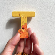 Lettre en bois T orange - Moulin Roty