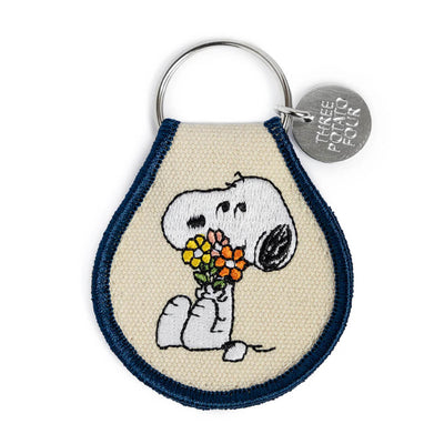 Porte clé patch Snoopy Fleurs - Three Potato Four