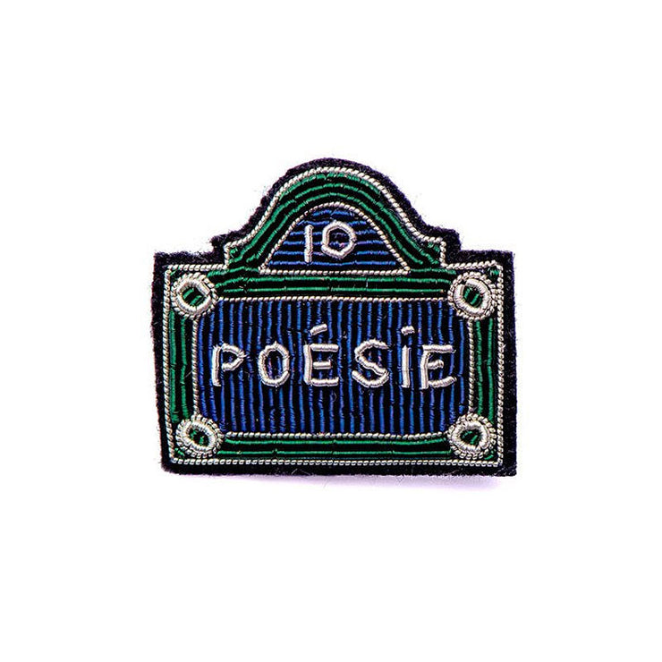 Macon et Lesquoy - Broche brodée - Poésie