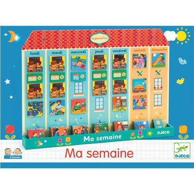 Calendrier magnétique imaginé par Djeco pour placer les activités sur la semaine et apprendre à se repérer de manière ludique. 