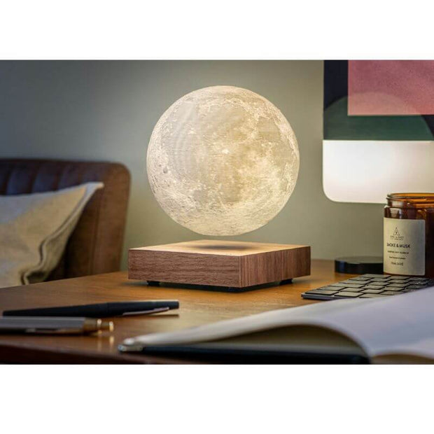 Gingko - Lampe à poser originale et chaleureuse - impression de lune en lévitation - walnut - idée cadeau impressionnante