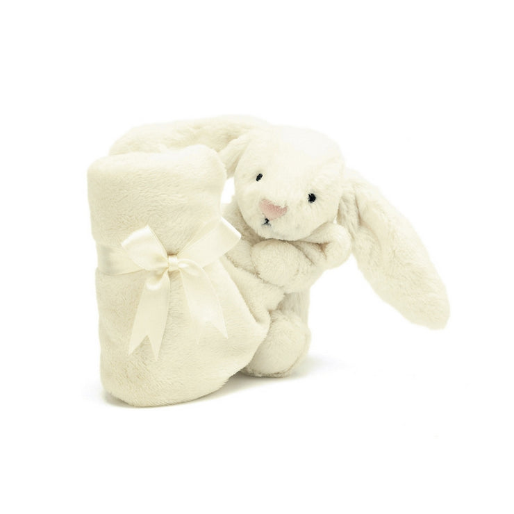 Choisissez ce doudou plat très doux pour accompagner votre bébé chaque jour, il est facile à emporter partout grâce à sa petite taille.
