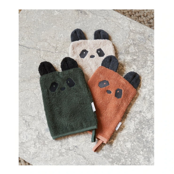 3 gants de toilettes rigolo en forme de panda pour rendre le moment du bain agréable et passer un moment complice avec votre enfant.