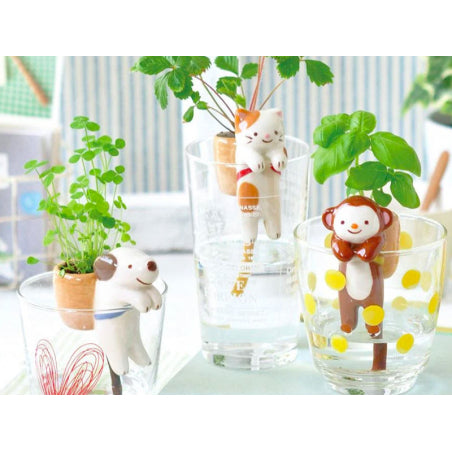 NOTED - petit chat mignon à réserve d'eau - fraisier - cadeau enfant