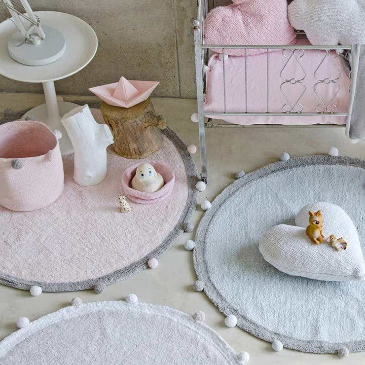 Tapis rond rose avec pompoms - Lorena Canals