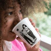 tasse-helen-b-scene