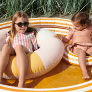 liewood-piscine-enfants-large-moutarde-rayée