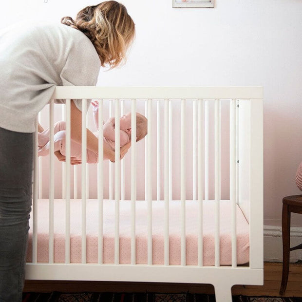 Lit bébé design Sparrow blanc - Oeuf NYC